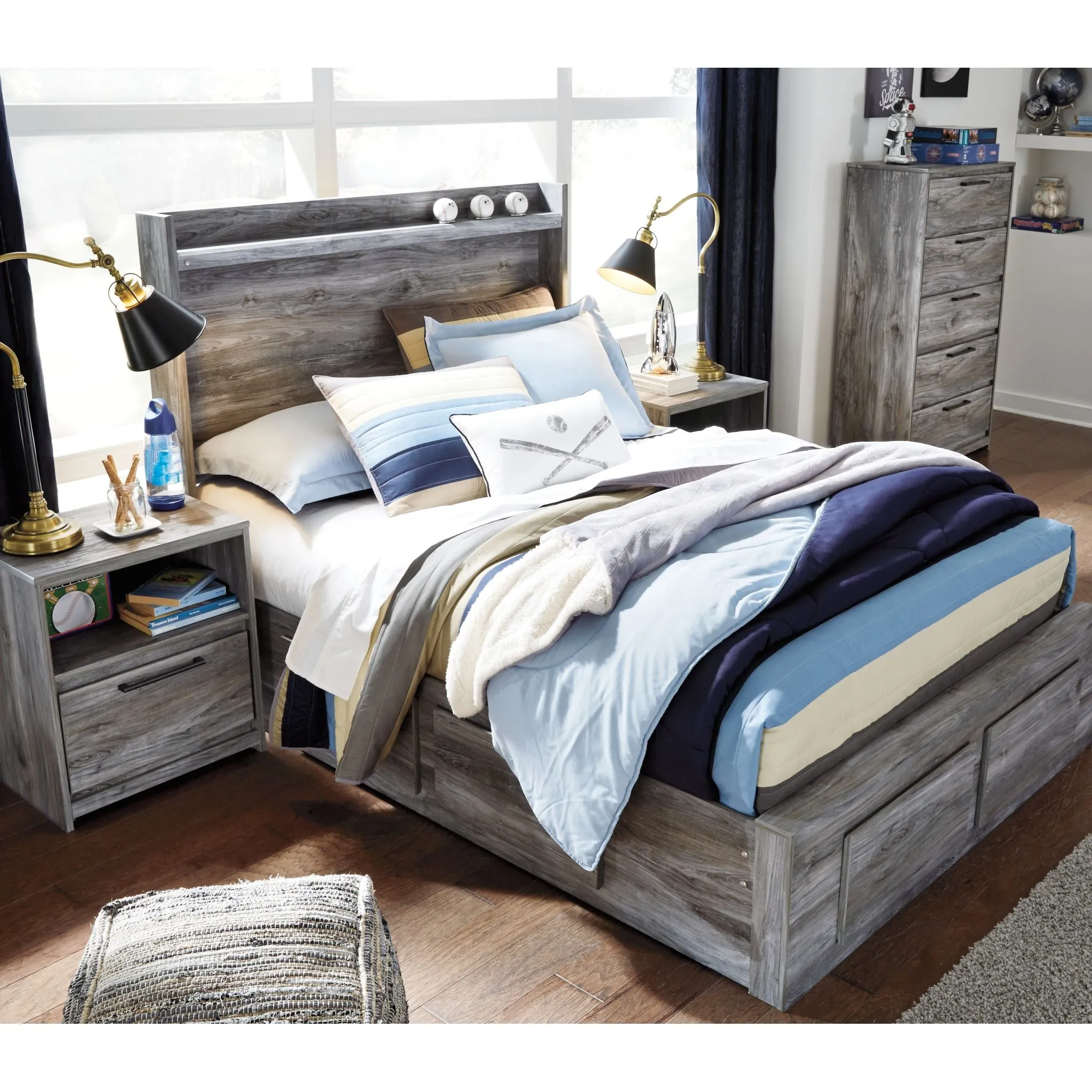 Baystorm Full Bed with 4 Drawer Storage