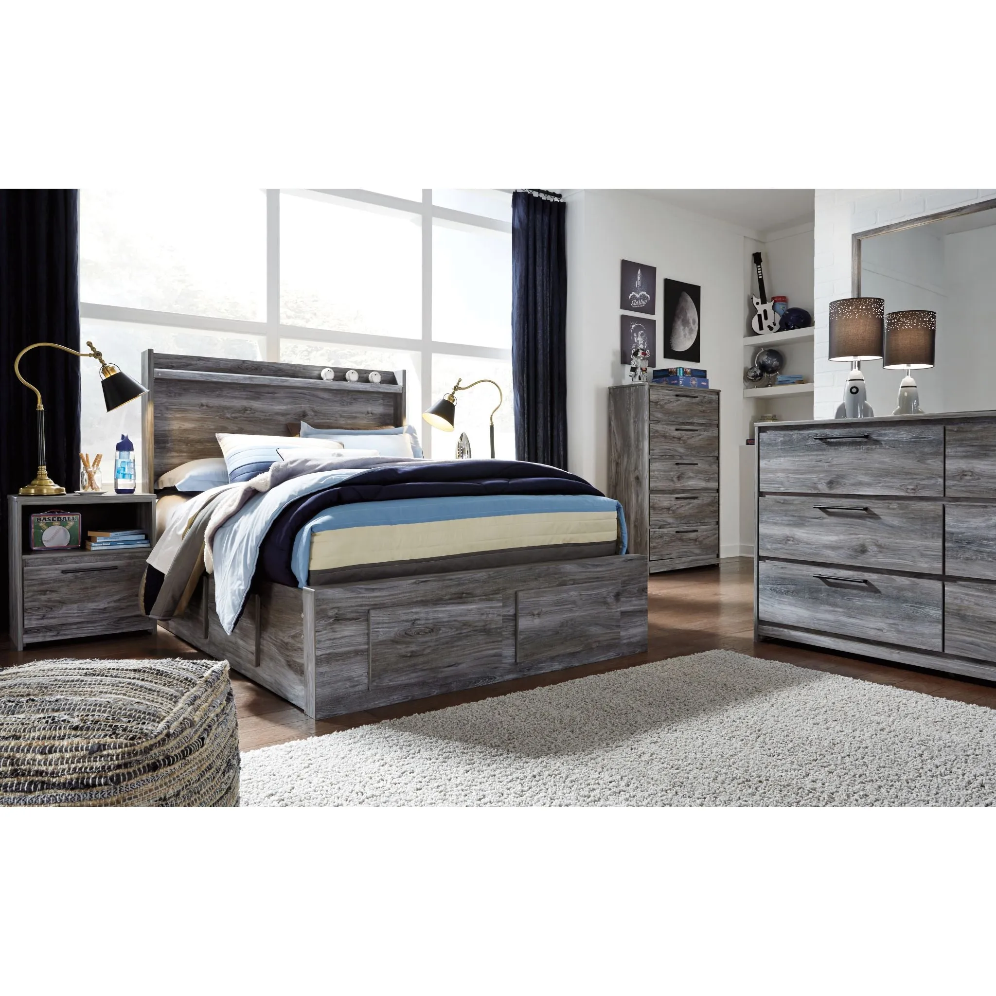 Baystorm Full Bed with 4 Drawer Storage