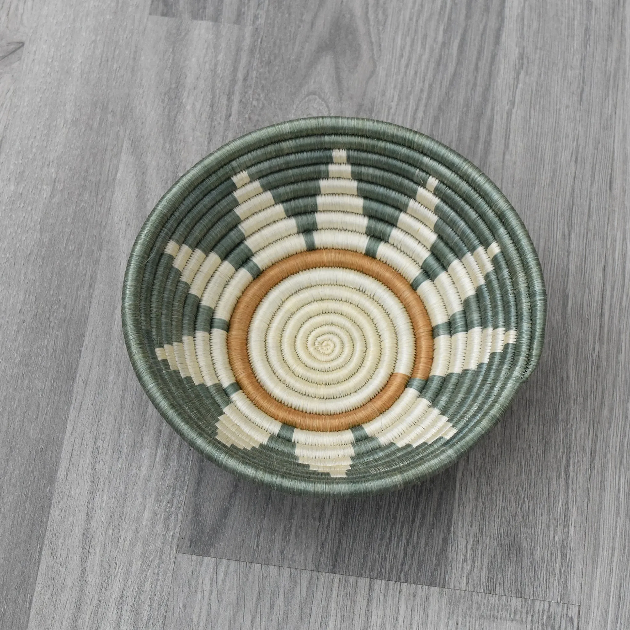 Rwandan basket - African wall basket - SM5