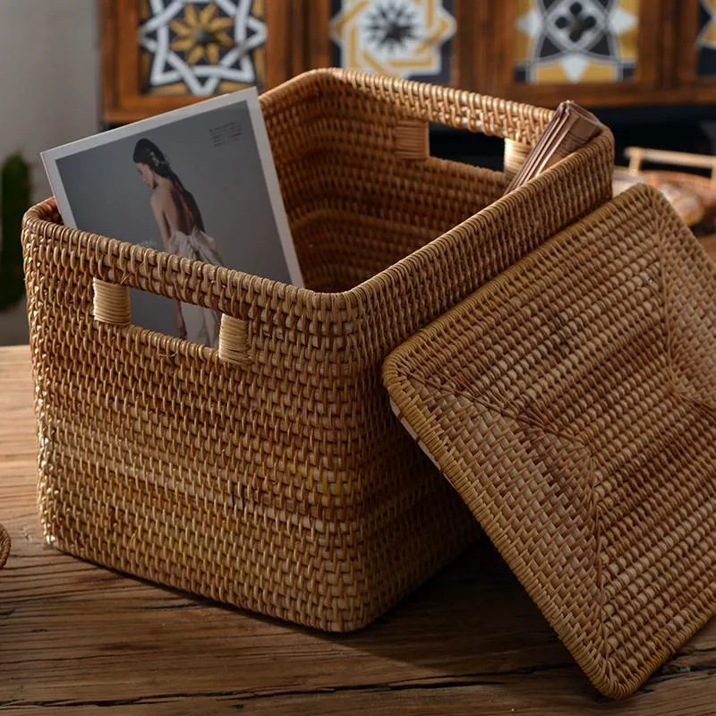 Wicker Rectangular Storage Basket with Lid, Extra Large Storage Baskets for Clothes, Kitchen Storage Baskets, Oversized Storage Baskets for Bedroom